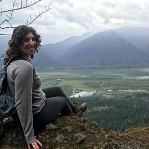 Meet your Posher, Dana